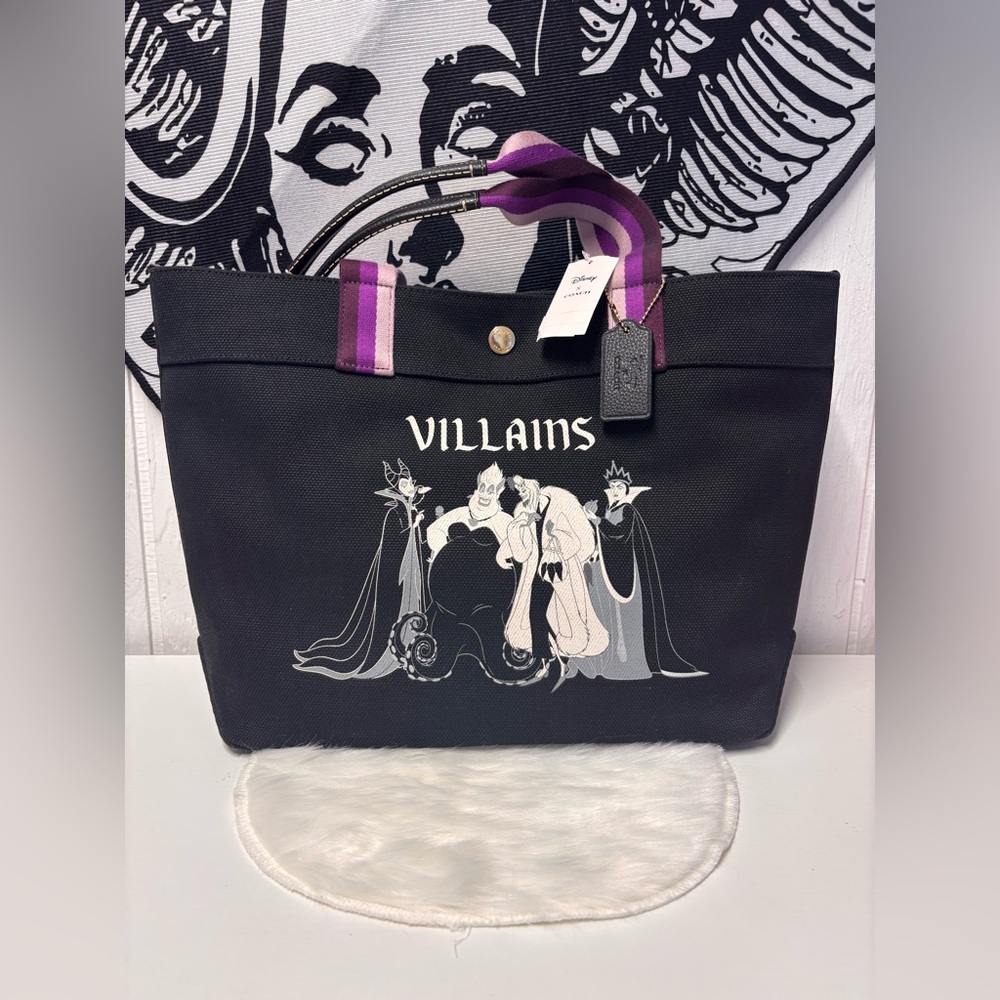 Coach x Disney BNWT Black Princess Villains Tote Bag